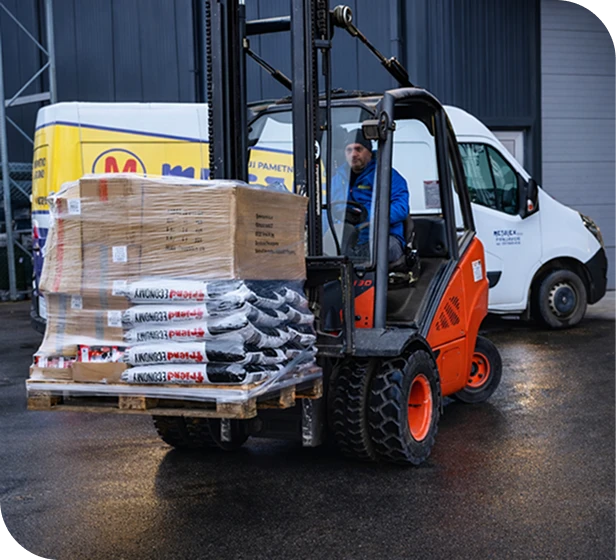 Snažna logistika i dostupnost robe - Metalex